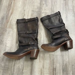 Frye Carmen 3 straps leather heeled boots Size 10